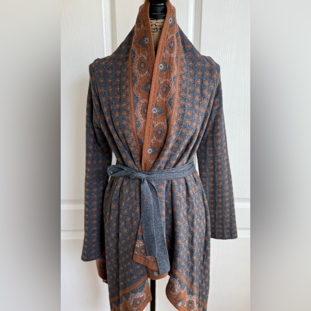 Anthropologie Gray and Orange Patterned Sweater
